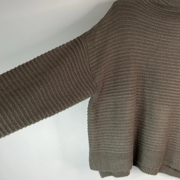 GARAGE NWT Blackened Pearl Grey Horizontal Rib Stitch Funnel Neck Sweater Size L - Picture 5 of 11